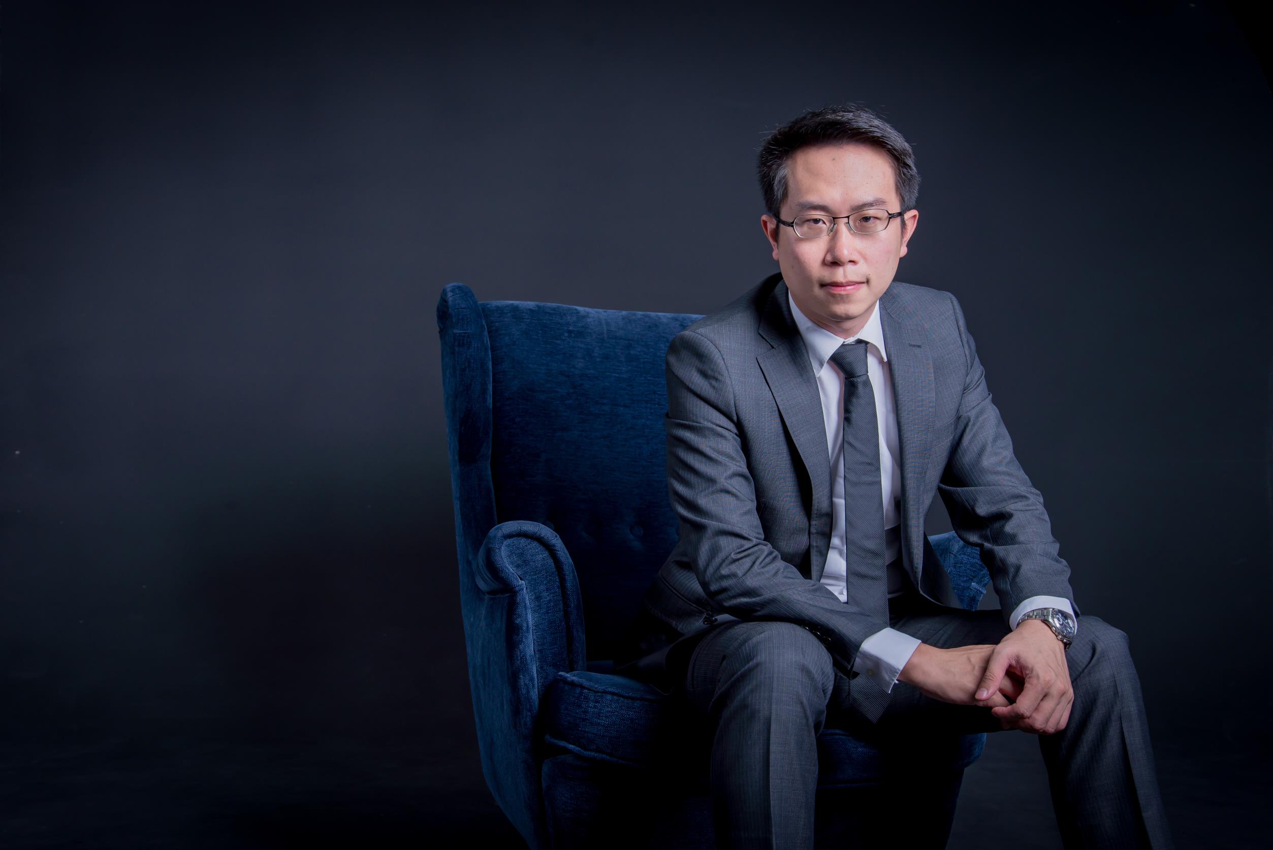 张嘉麟 (张律师)